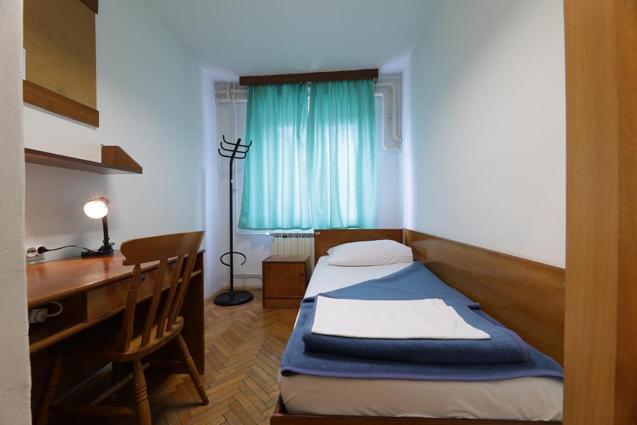Rijeka Budget Rooms Esterno foto