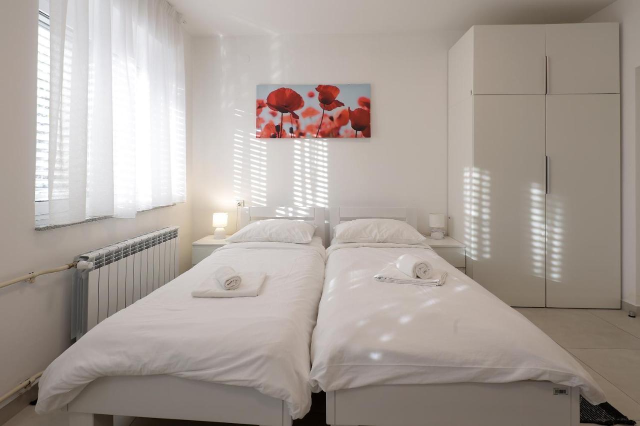 Rijeka Budget Rooms Esterno foto